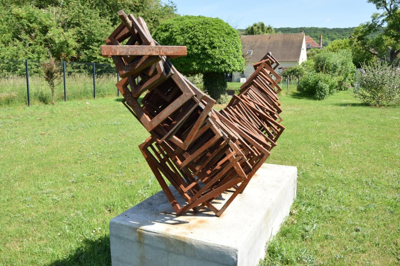 Gite Dans Parc De Sculptures - Gite "Pondichery" Port-Mort Экстерьер фото